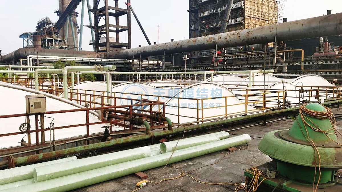 淄博鑫泰石化二沉池反吊膜封閉加蓋工程